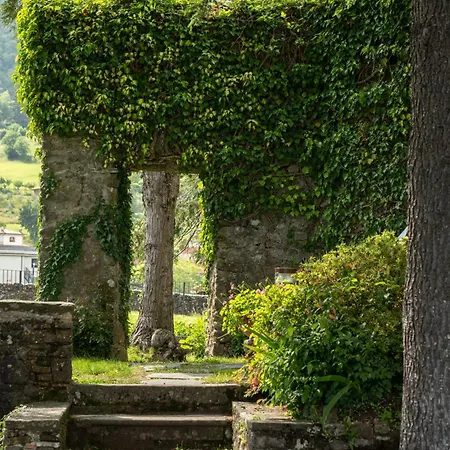 Semesterbostad Historic Castle Overlooking Garfagnana Valley Camporgiano