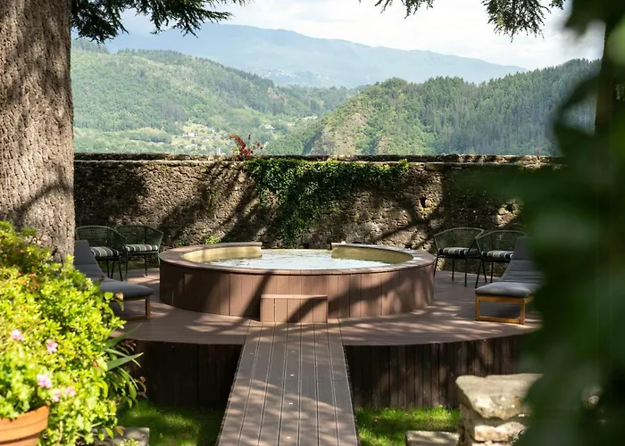 Historic Castle Overlooking Garfagnana Valley Nyaraló Camporgiano