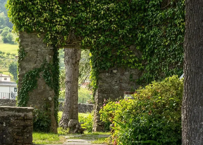Nyaraló Historic Castle Overlooking Garfagnana Valley Camporgiano